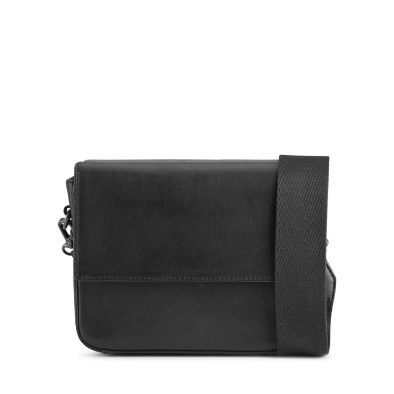 BLACK W/BLACK
BLACK W/BLACK