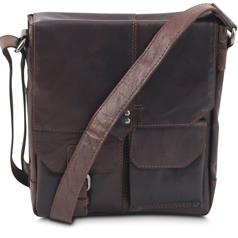 DARK BROWN
DARK BROWN