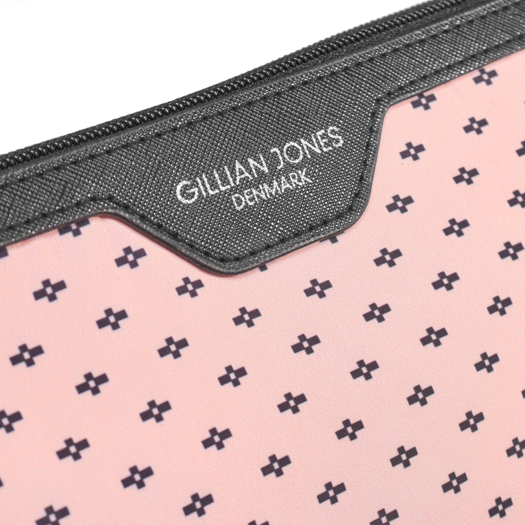 GILLIAN JONES URBAN TOILETTASKE