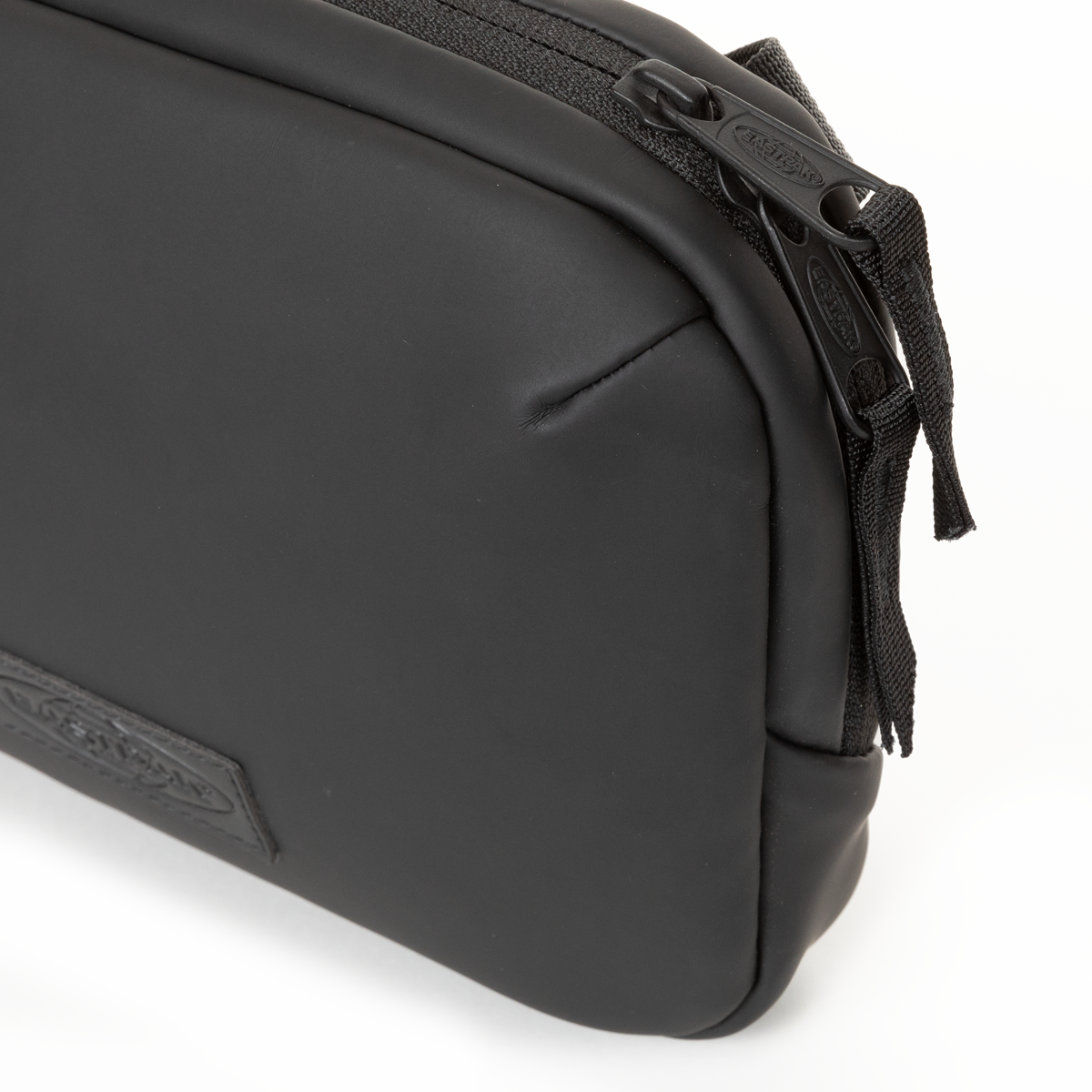 Arjan Crossbody