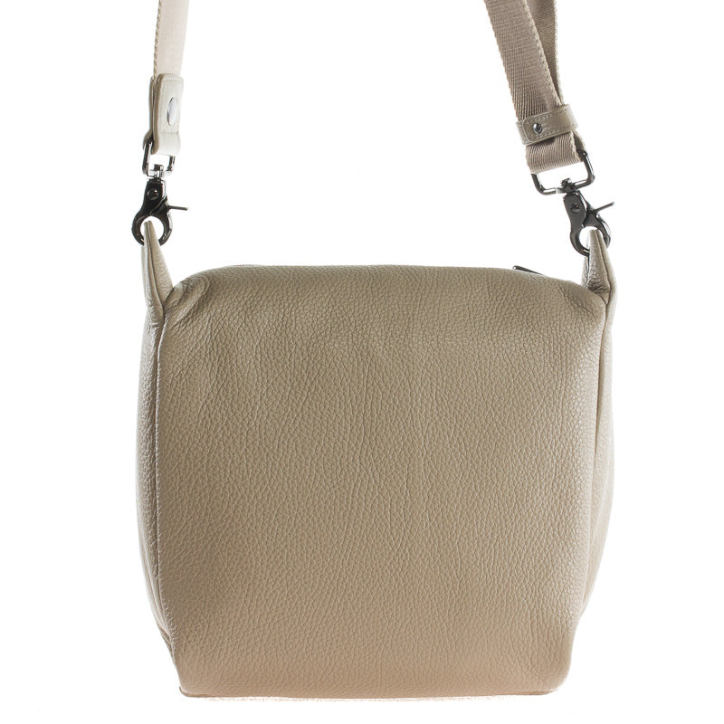 MANDARINA DUCK MELLOW BAG