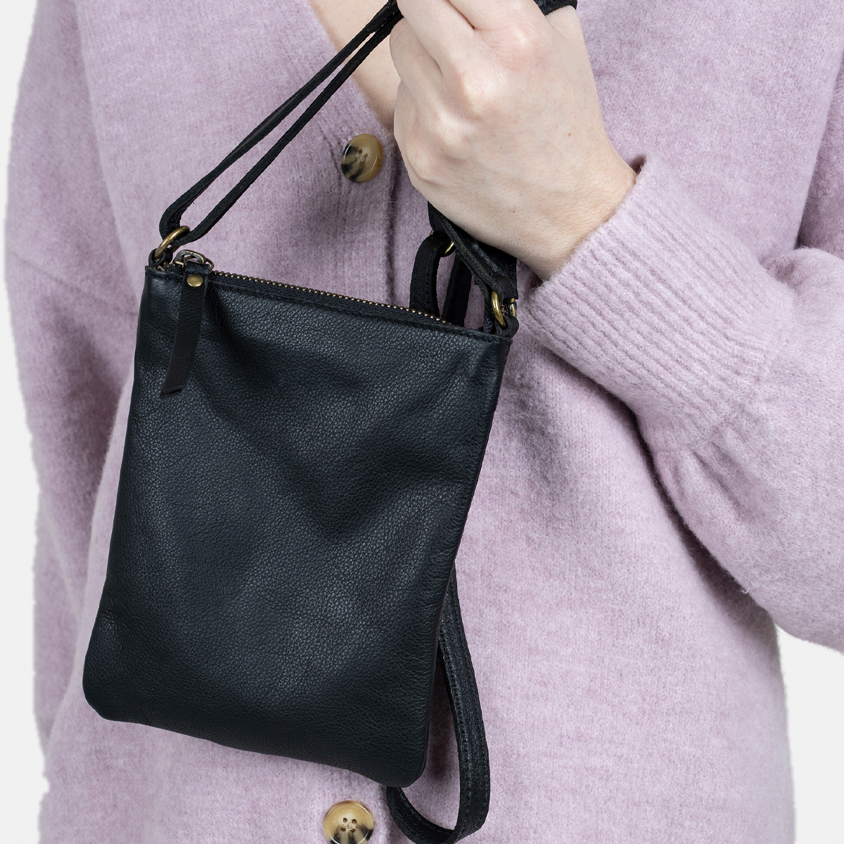 Jane Urban Crossbody