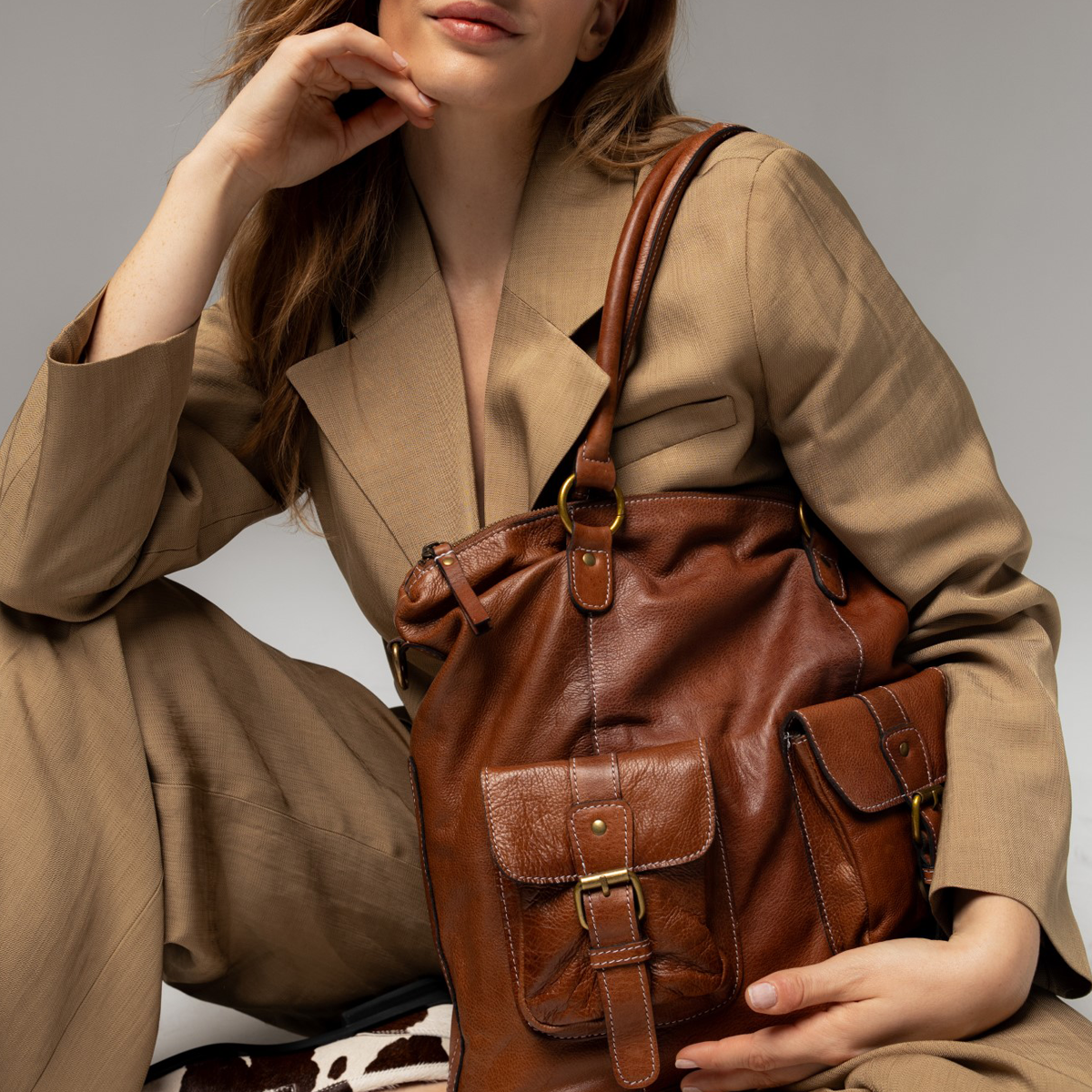 JODI BIG SKULDERTASKE