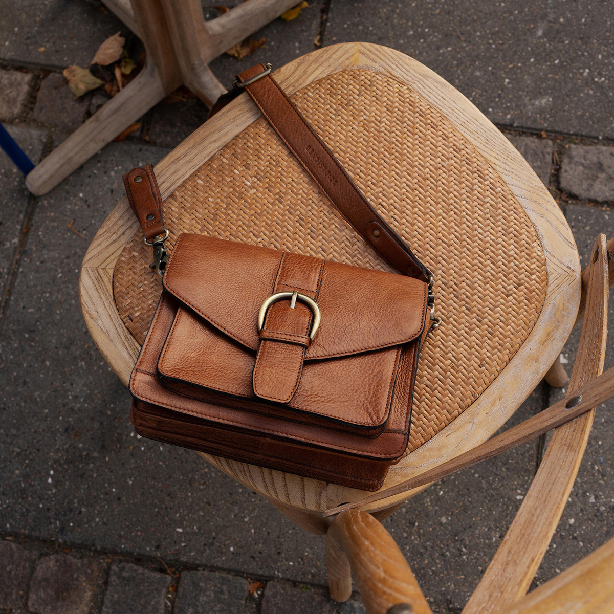 Neko Crossbody