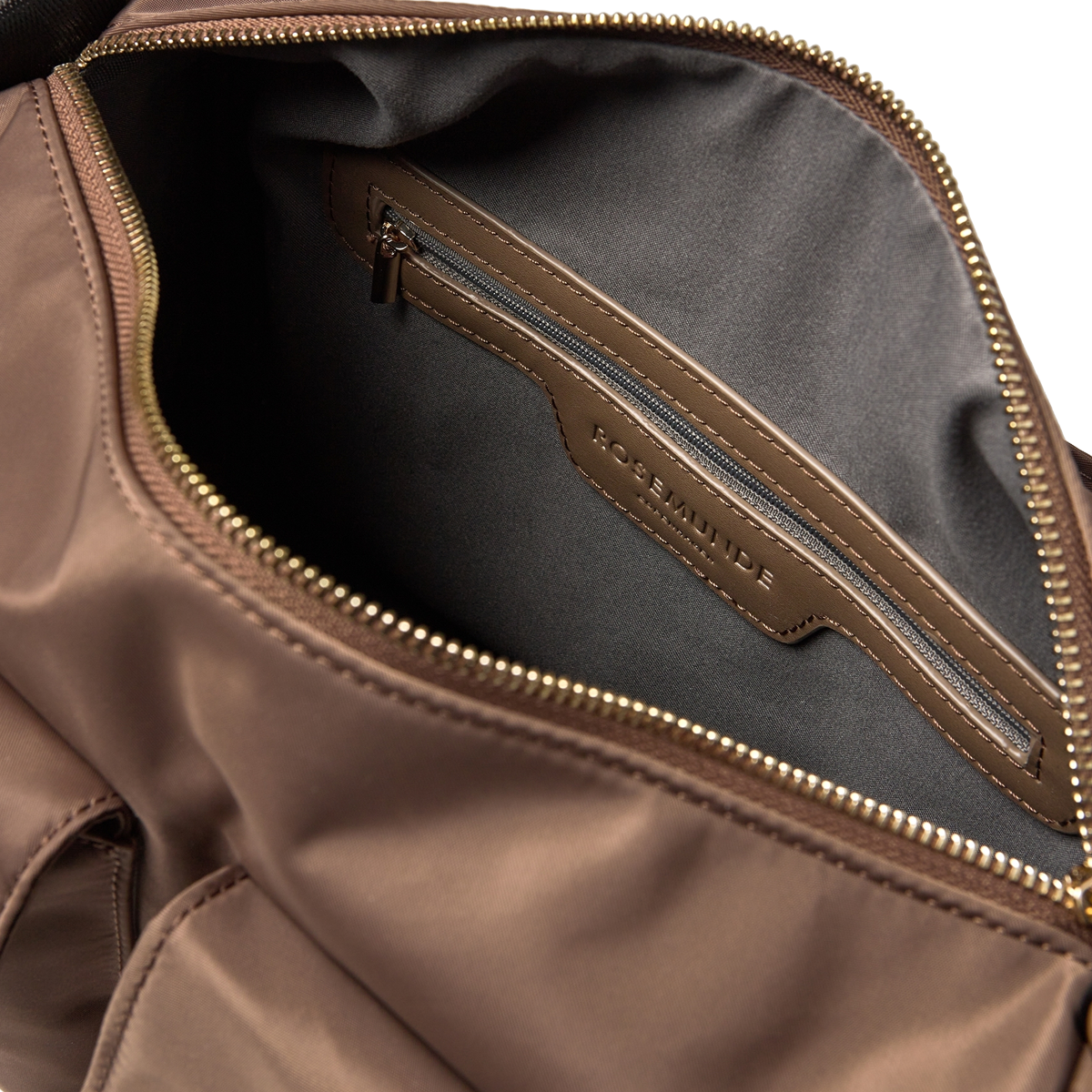 Alicia Safari Skuldertaske