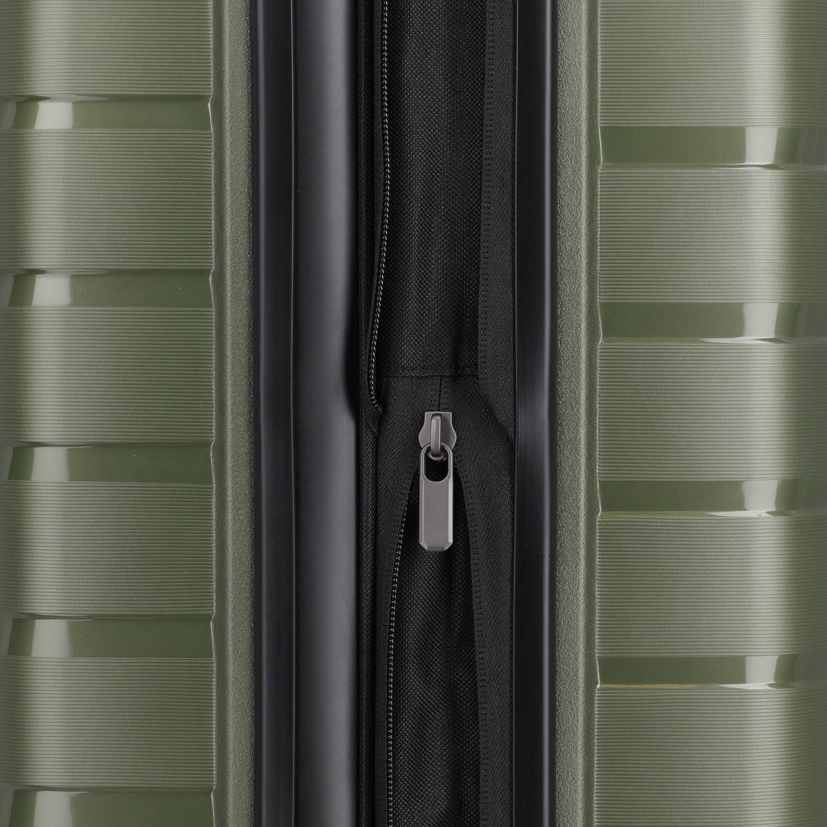 Air Base 4W M Exp Kuffert