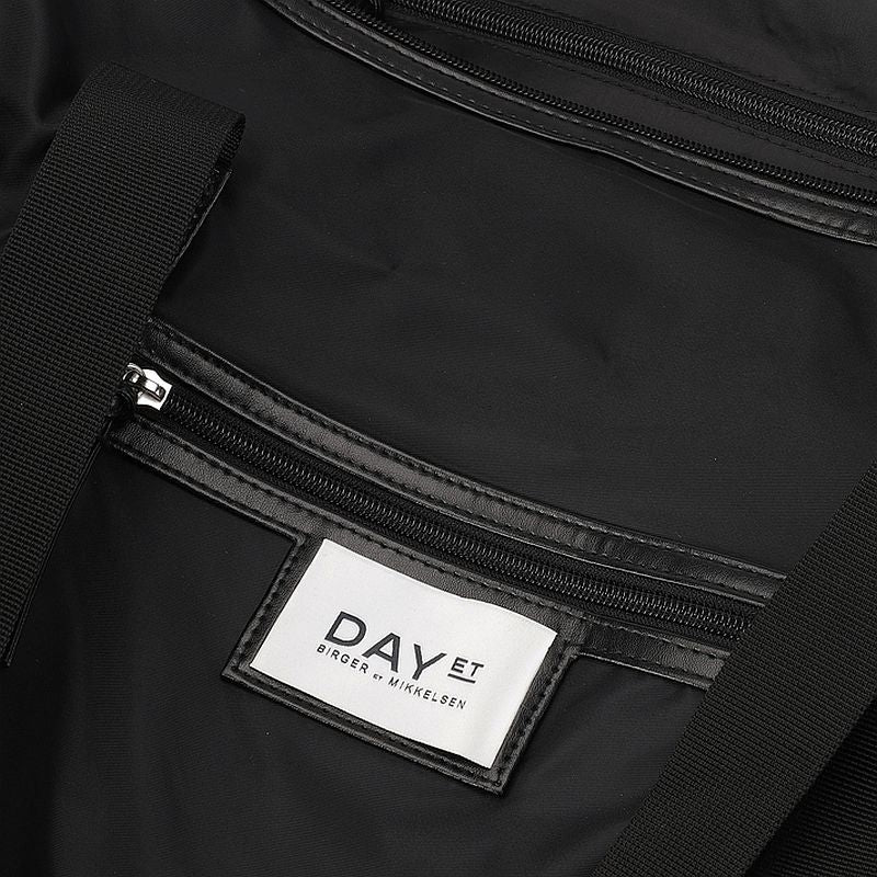 DAY GWENETH WEEKEND TASKE