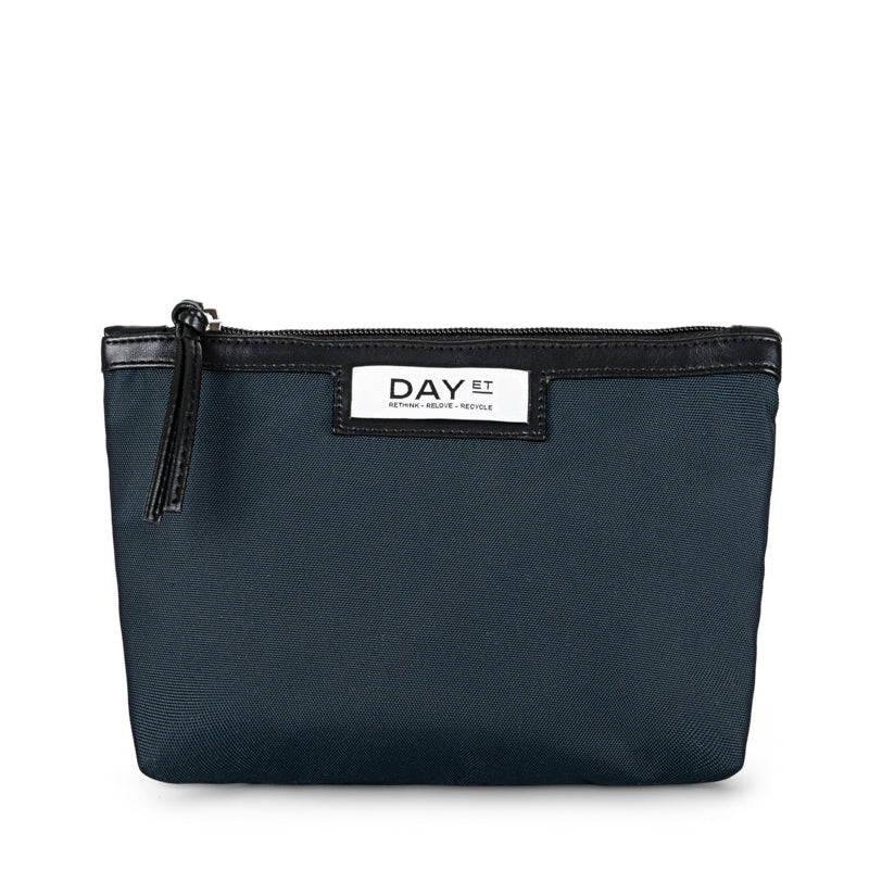 DAY GWENETH RE-S KOSMETIK TASKE