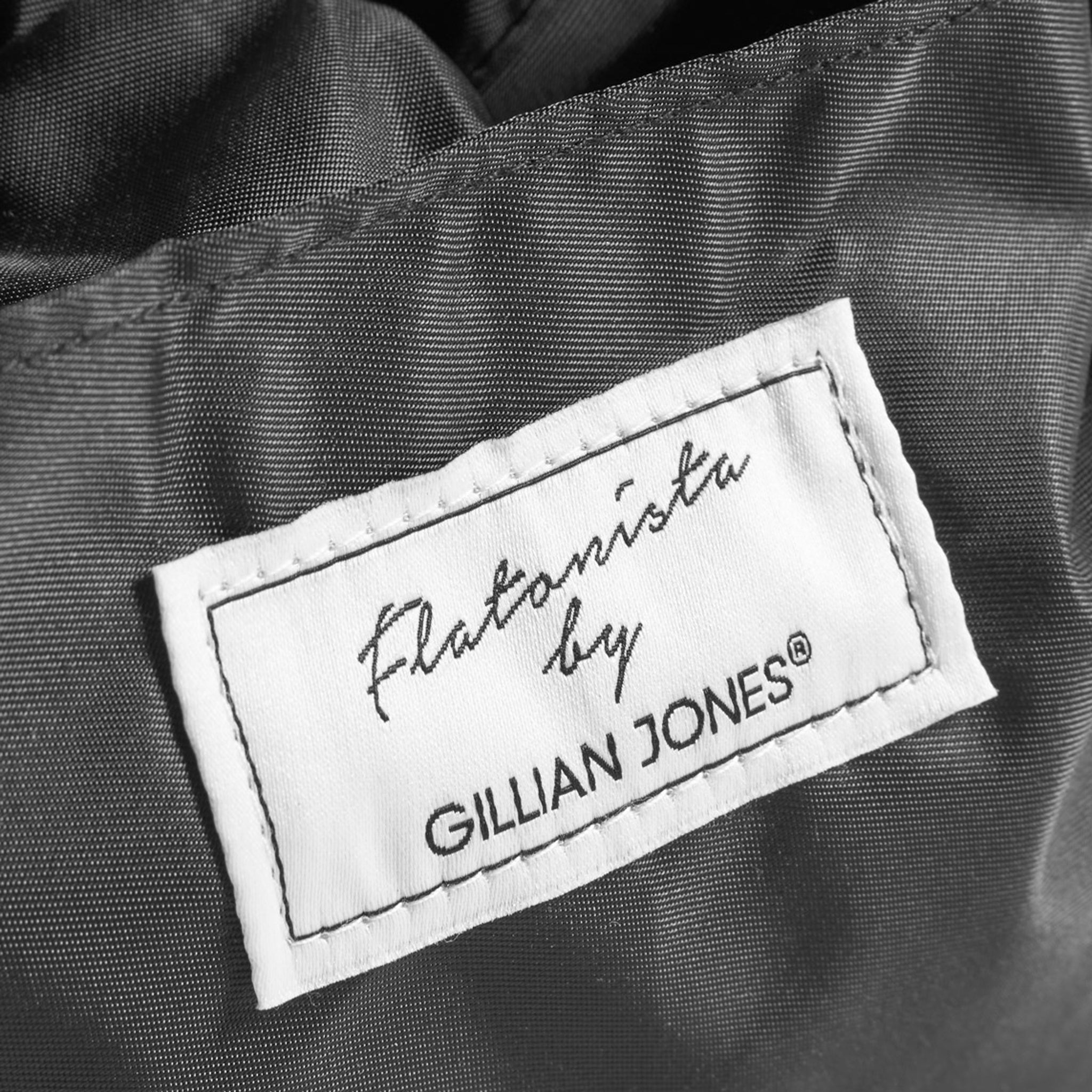 GILLIAN JONES FLATONISTA PULL TOILETTASKE