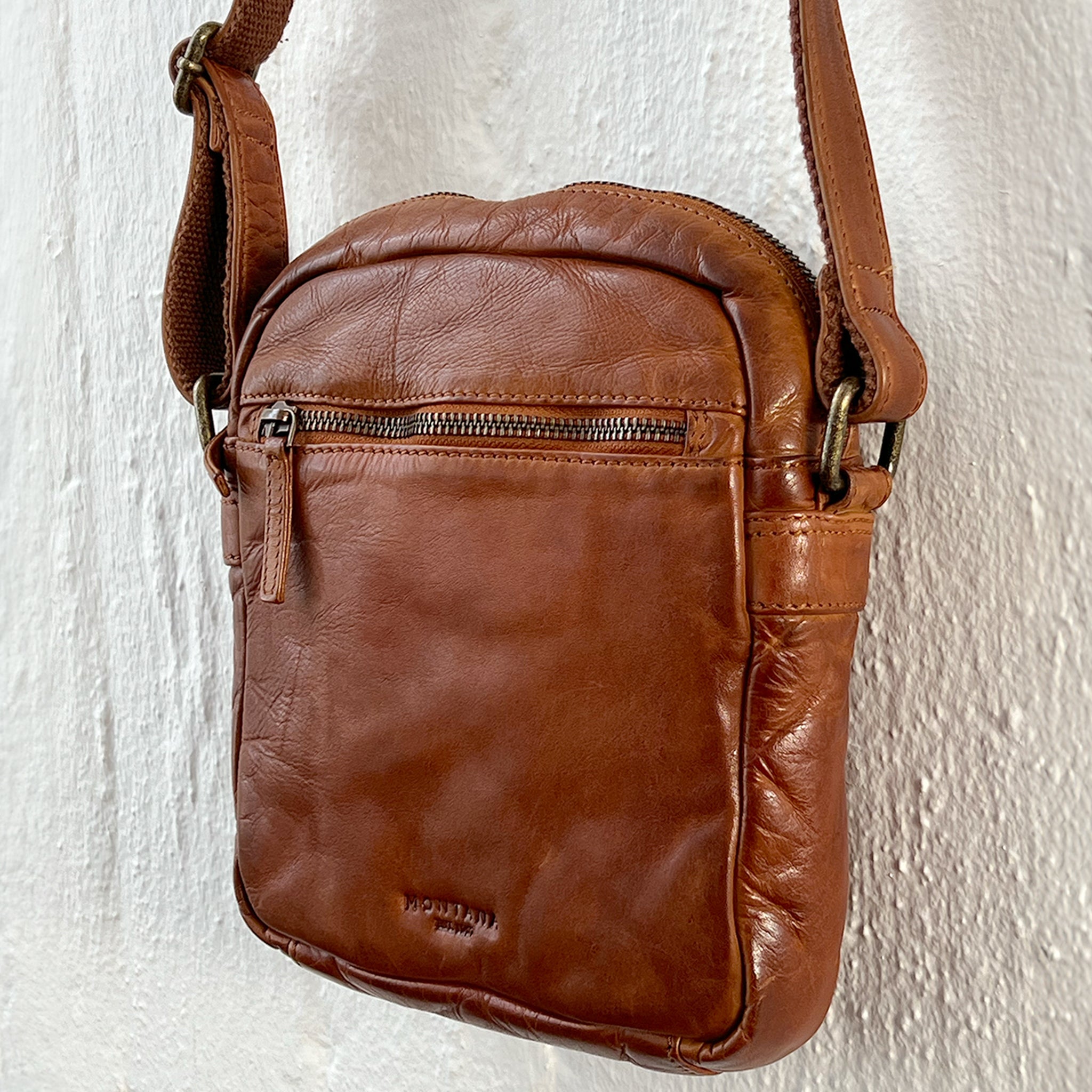 MONTANA RICHMOND SQUARE CROSSBODY