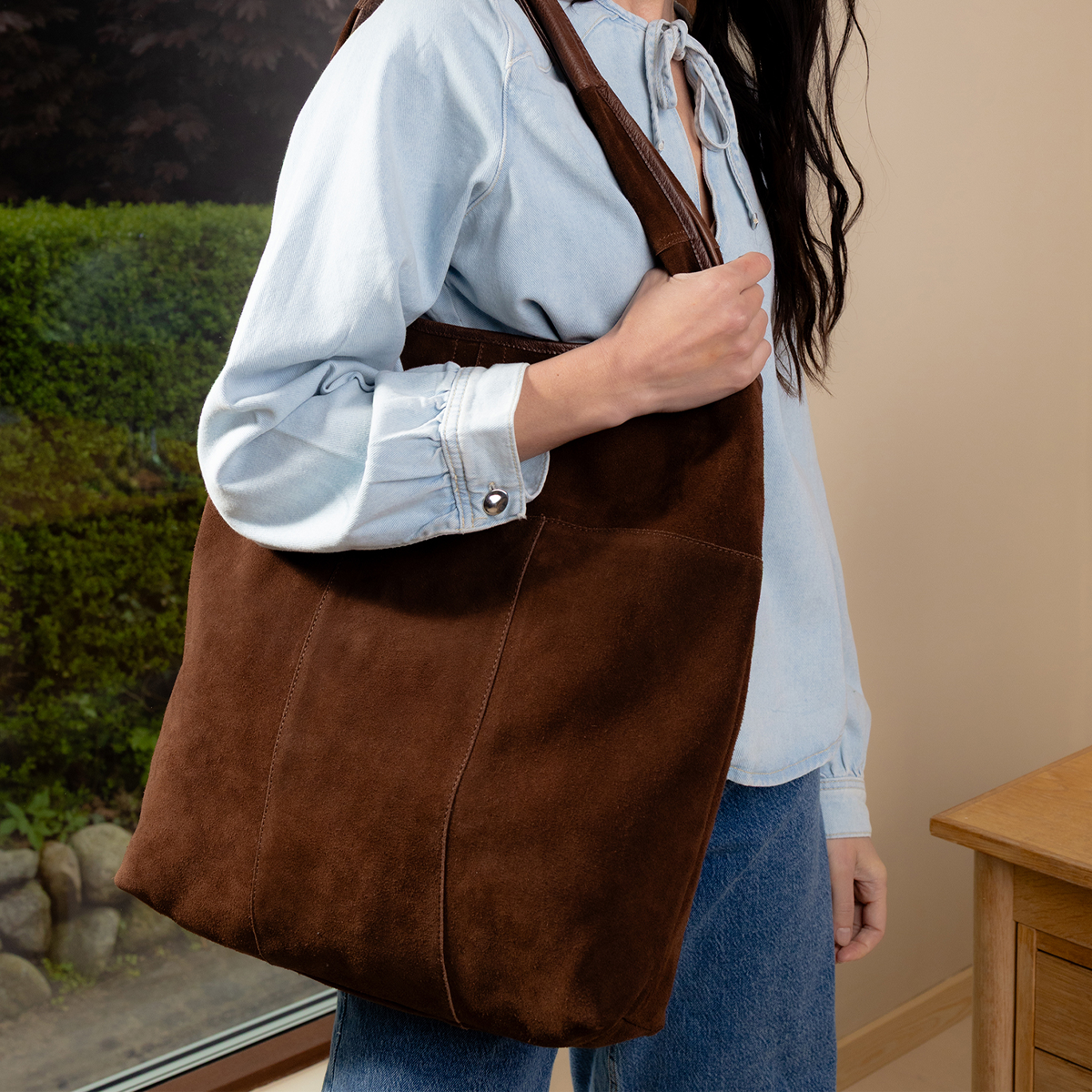 Lyra Suede Shopper