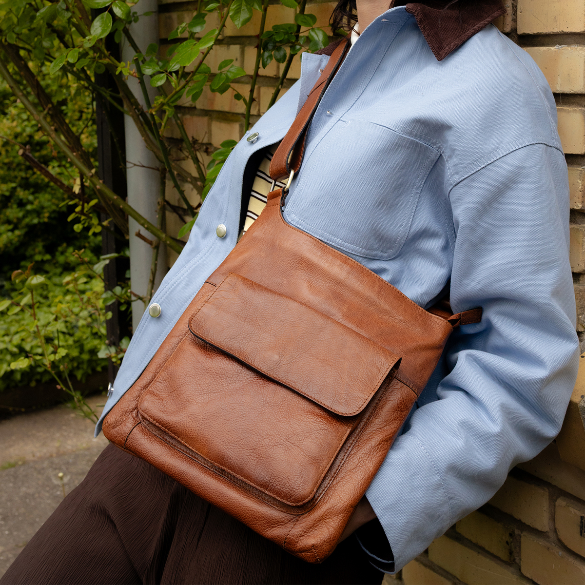 Sara Big Crossbody