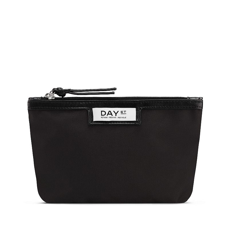 DAY GWENETH RE-S KOSMETIK TASKE